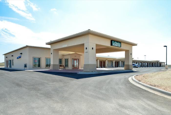 Hotel La Bonita & -